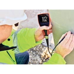 ELCOMETER 456, сертифициран уред за измерване дебелина за външна сонда върху магнитни метали
