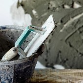 Изравнителни смеси и шпакловки